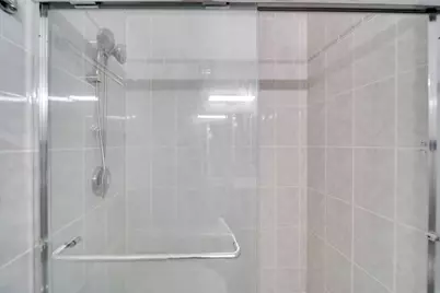 7033 N Kedzie Avenue #815, Chicago, IL 60645 - Photo 20
