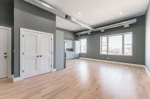 2620 N Milwaukee Ave, Chicago, IL 60647 - Photo 4