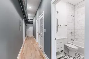 2620 N Milwaukee Ave, Chicago, IL 60647 - Photo 12