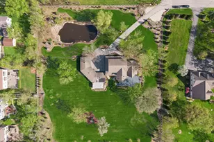16W185 89th St, Burr Ridge, IL 60527 - Photo 38