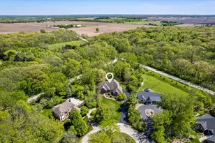 8N419 Sunny Hill Cir, Elgin, IL 60124 - Photo 44
