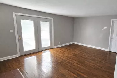 36107 N Green Bay Road, Waukegan, IL 60087 - Photo 4