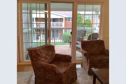169 E Palatine Road #J, Palatine, IL 60067 - Photo 2