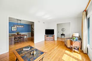 7100 Terrace Dr, Downers Grove, IL 60516 - Photo 8