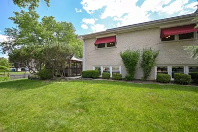 7100 Terrace Drive, Downers Grove, IL 60516 - Photo 32
