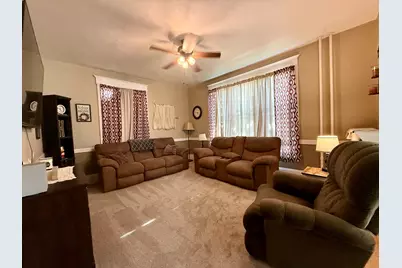 222 W Main Street, Clifton, IL 61727 - Photo 8