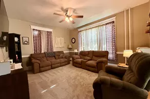 222 W Main St, Clifton, IL 61727 - Photo 8