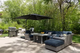 2 Dogwood Rd, Rolling Meadows, IL 60008 - Photo 32