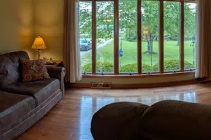 33968 Myelle Rd, Kingston, IL 60145 - Photo 10