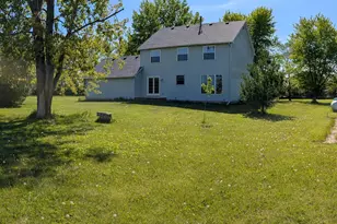 33968 Myelle Rd, Kingston, IL 60145 - Photo 2