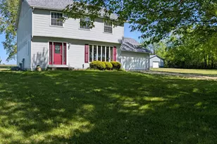33968 Myelle Rd, Kingston, IL 60145 - Photo 1