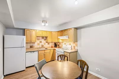 9458 Kelvin Lane #103, Schiller Park, IL 60176 - Photo 4