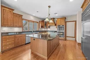 28730 W Harvest Glen Cir, Cary, IL 60013 - Photo 10