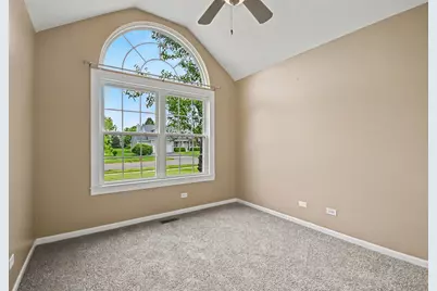 566 Yellowstone Lane, Yorkville, IL 60560 - Photo 14