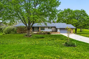 6500 Rowland Rd, Huntley, IL 60142 - Photo 2
