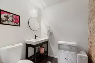 2511 W Moffat St, Chicago, IL 60647 - Photo 12