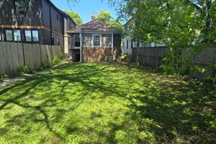 2539 W Winnemac Ave, Chicago, IL 60625 - Photo 2