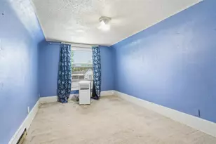 414 7th St, Lincoln, IL 62656 - Photo 18