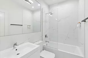 1334 W Walton St, Chicago, IL 60642 - Photo 10