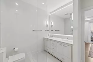 1334 W Walton St, Chicago, IL 60642 - Photo 14