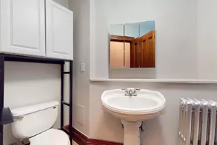 21 E Division St, Chicago, IL 60610 - Photo 8