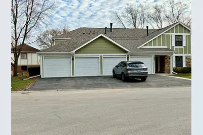 1053 Scanlon Drive #A1, Wheeling, IL 60090 - Photo 1