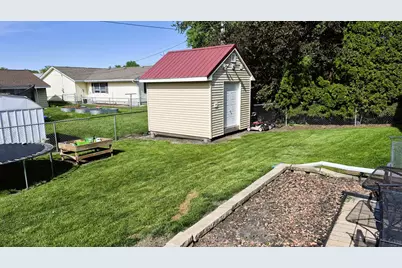 1206 E 24th Street, Sterling, IL 61081 - Photo 14