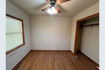 312 N 12th Street, Herrin, IL 62948 - Photo 10