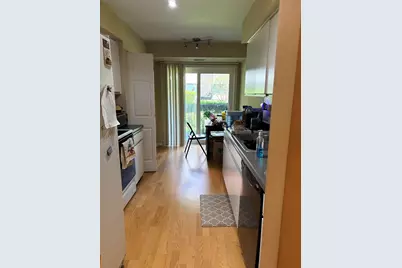 9530 Lamon Avenue #115, Skokie, IL 60077 - Photo 4