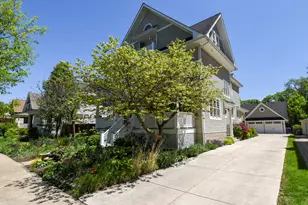 534 N Marion St, Oak Park, IL 60302 - Photo 2