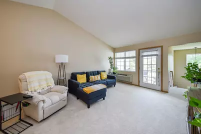128 Bertram Drive #O, Yorkville, IL 60560 - Photo 2