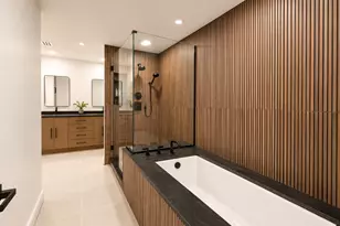 415 E North Water St, Chicago, IL 60611 - Photo 22