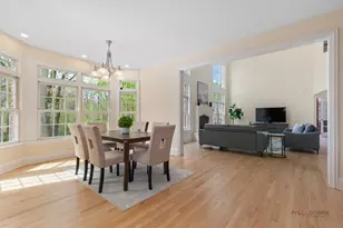 14805 Creekside Path, Libertyville, IL 60048 - Photo 10