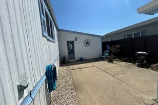 416 S Cogswell Dr, Silver Lake, WI 53170 - Photo 2