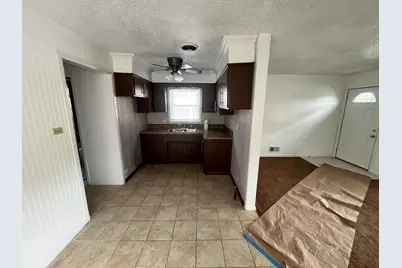 7458 W 64th Place, Summit, IL 60501 - Photo 4