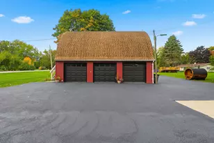 2401 Rohlwing Rd, Rolling Meadows, IL 60008 - Photo 34