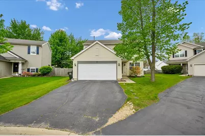 7 Appletree Court, Lake in the Hills, IL 60156 - Photo 2