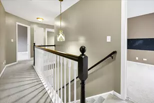 7 Appletree Ct, Lake in the Hills, IL 60156 - Photo 24