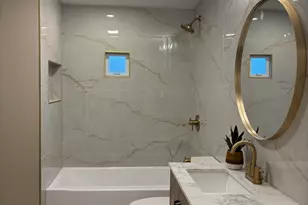 8135 S Bishop St, Chicago, IL 60620 - Photo 26