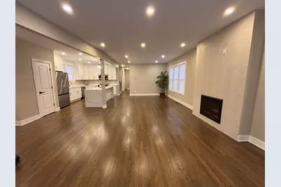 8135 S Bishop Street, Chicago, IL 60620 - Photo 6