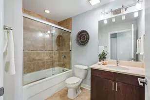 320 E 21st St, Chicago, IL 60616 - Photo 14