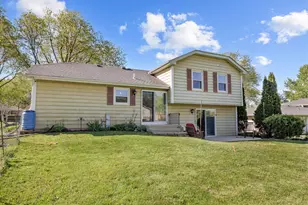 650 Butterfield Dr, Algonquin, IL 60102 - Photo 32