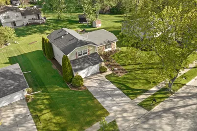 650 Butterfield Drive, Algonquin, IL 60102 - Photo 2
