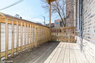 1939 W Thomas St, Chicago, IL 60622 - Photo 10