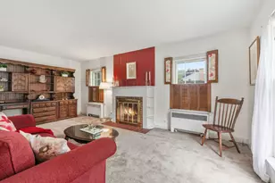 24 N Emerson St, Mount Prospect, IL 60056 - Photo 4