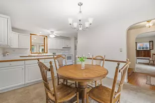 24 N Emerson St, Mount Prospect, IL 60056 - Photo 6