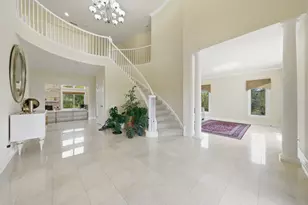 9 Falcon Lakes Dr, South Barrington, IL 60010 - Photo 4