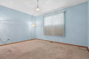 11742 Nottingham Dr, Huntley, IL 60142 - Photo 8