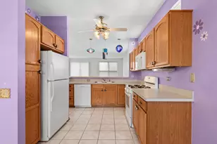 11742 Nottingham Dr, Huntley, IL 60142 - Photo 4