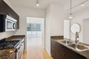 8 E Randolph St, Chicago, IL 60601 - Photo 10